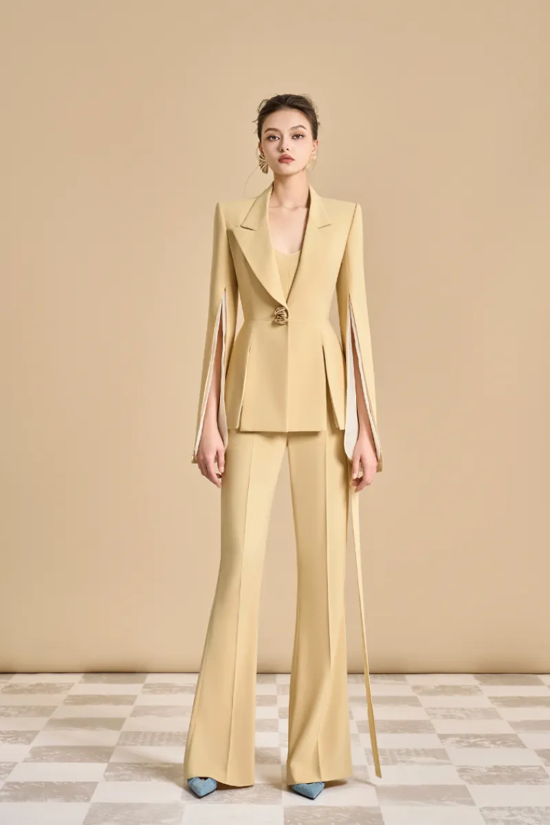 CULT MIA ESTEBAN A-LINE V-NECK BLAZER