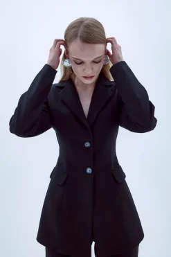 CULT MIA MARYLEBONE FITTED JACKET IN